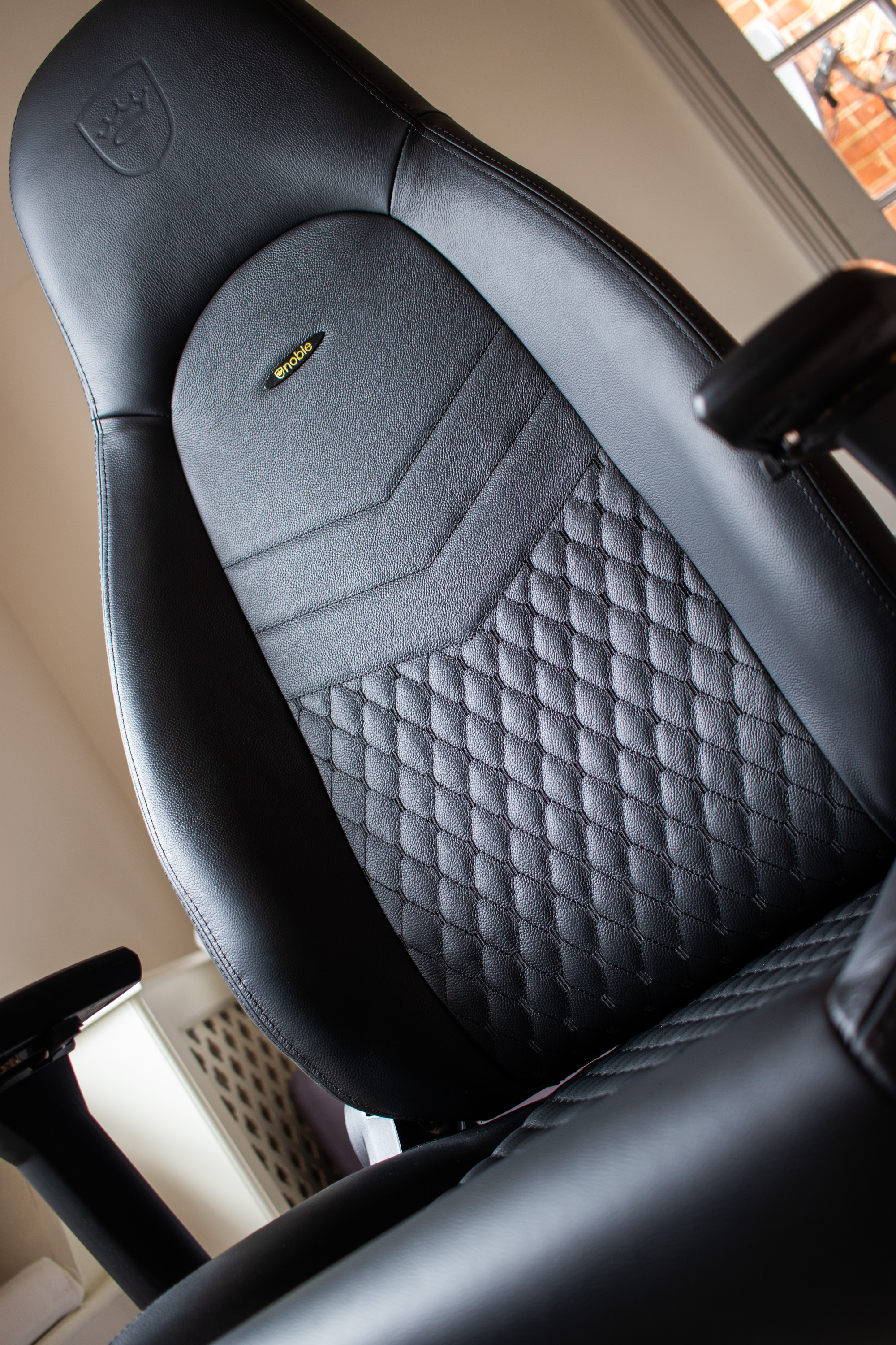 honest noblechairs icon gaming chair review  real leather
